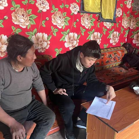 长须干马乡住户调查辅助调查员下村记张走访