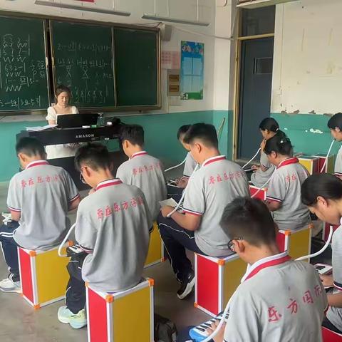 校园口风琴社团：奏响青春的旋律