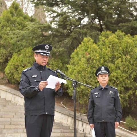 邹城市公安局反恐怖大队开展清明祭扫缅怀烈士活动