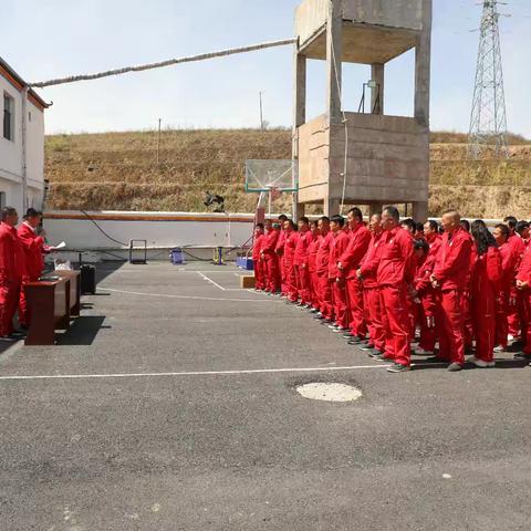 稠树梁采油队：举办“全民健身、控制体重”暨“庆五一迎五四”职工运动会