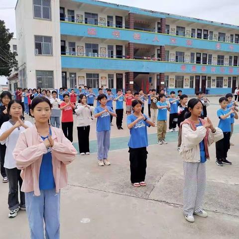 习中华武术显青少年气魄——武术社团活动记录