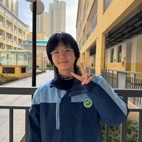 遇见光、追逐光、成为光 ——咸阳市黄冈学校初中部优秀学生风采展第五期