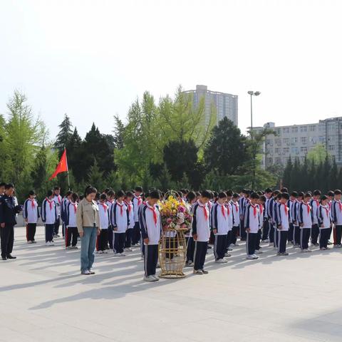 2024年西安市第四十六中学铸魂·清明祭英烈