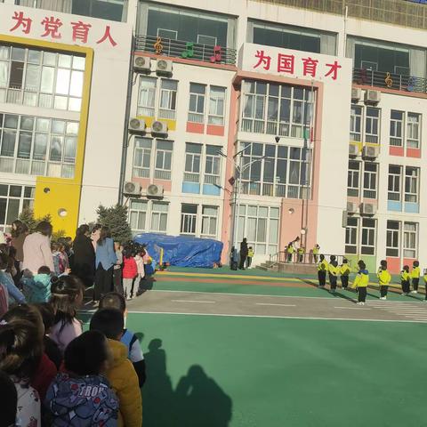 小四班十月主题活动——祖国妈妈我爱你