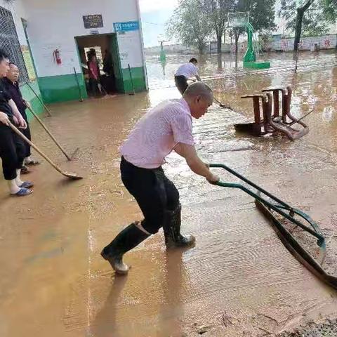 太拔之光：灾难中的坚守与希望