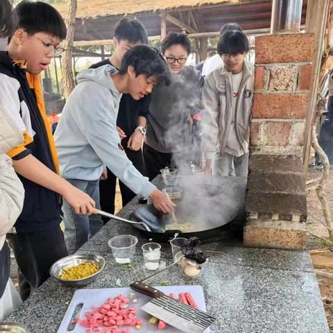 踏徐公田园诗径，书少年研学新章