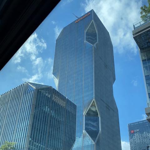 招商银行广州分行助力高铁现金支付便利化服务