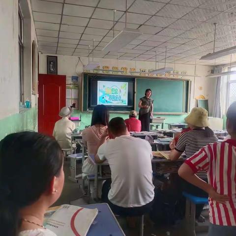 珍爱生命，预防溺水——峨山镇萝藤小学防溺水主题家长会