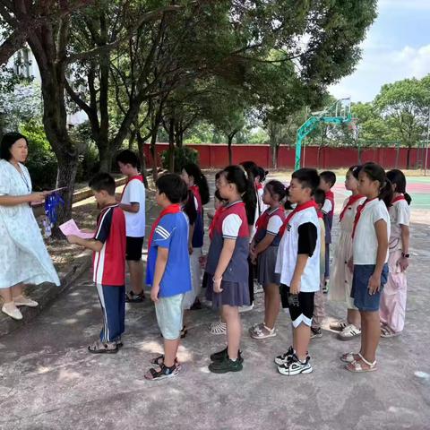 “防暴演练进校园，筑牢防线保平安”——梅港中心小学开展防暴演练