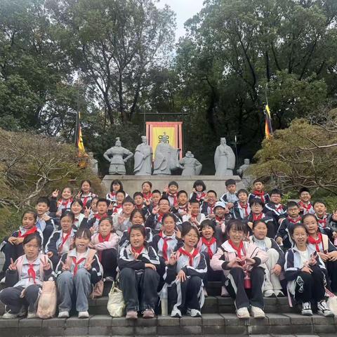 五3班校园活动纪实：活力成长的多元画卷