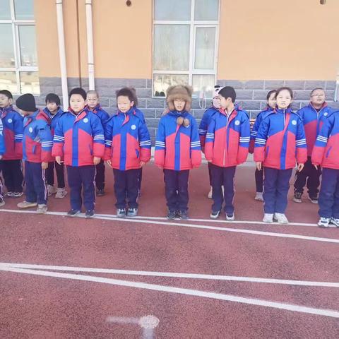 奔跑吧，少年！——学校田径社团风采展示