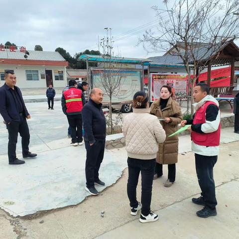 陇县国有八渡林场焦宋管护站                        多措并举抓防火， 确保辖区森林防火安全