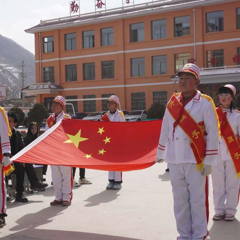 家校共育谱华章 踔厉奋进创佳绩―龙台中心小学2024年春季学期开学典礼暨家长会