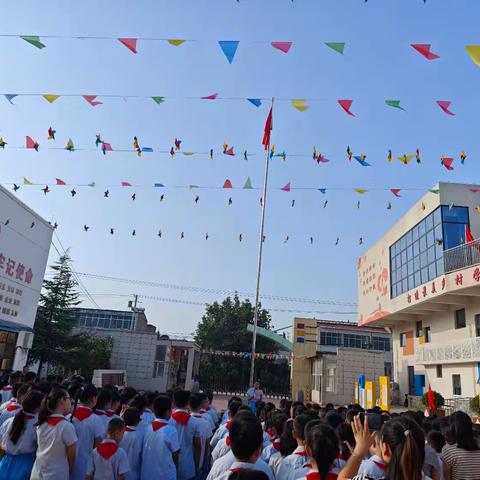 【美丽小雅】开学启航  梦想扬帆——马庄小雅小学五年级二班9月活动纪实