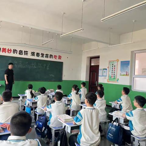 西吕营镇中心校南屯庄小学夏季高温预防中暑温馨提醒