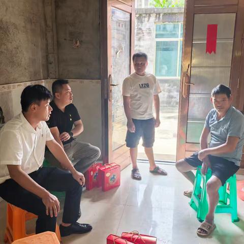 党建联盟聚合力 节前慰问暖人心