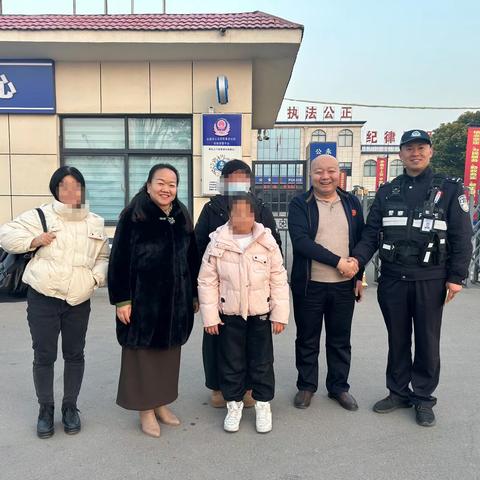 【章丘区团队】千里跨省送温暖 助困女童落户籍