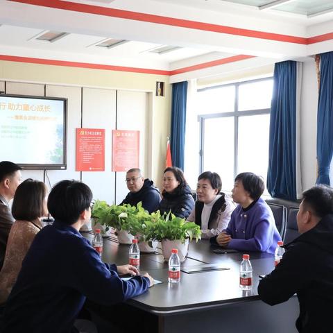 携手温暖同行 助力童心成长 ——壹基金温暖包捐赠仪式