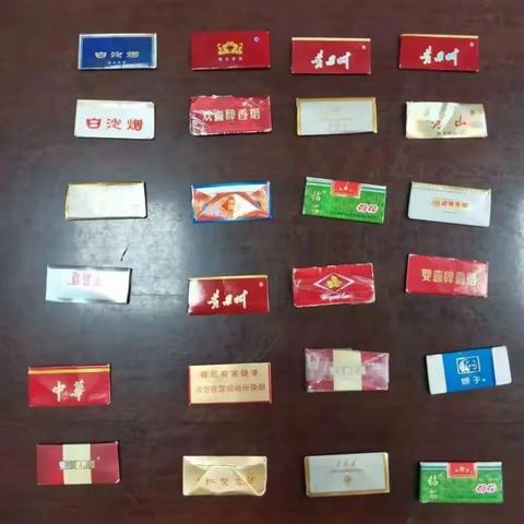 从垃圾桶里翻、自己网上买......部分小学生沉迷“烟卡”
