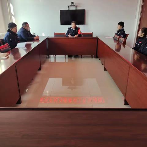 兴凯湖站开展黑龙江省总工会办公室关于开展学习宣传贯彻习近平总书记视察黑龙江重要讲话重要指示精袖习近平总书记同中华全国总工会新一届领导班子成员集体谈话精神和中国工会十八大精神宣讲活动的通知》宣讲会