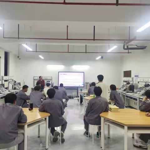 文明新风，青春助力——技师学院学子的成长之路