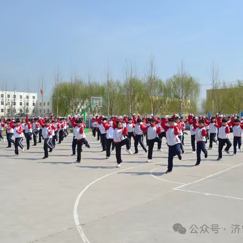 小安山中学荣获第五批乡村温馨校园典型案例学校