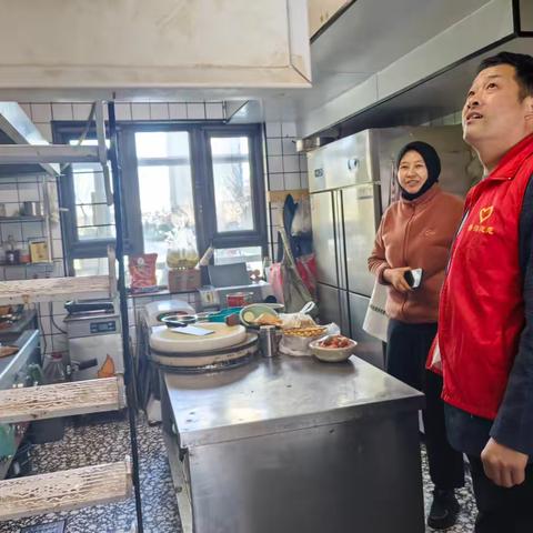 消防检查进商铺   筑牢安全“防火墙”