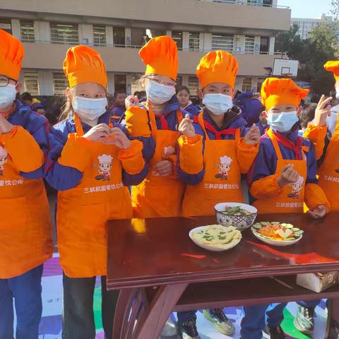 劳动技能与文学创作的融合 ——记上渡中心小学五年级三班营养早餐比赛与作文结合活动