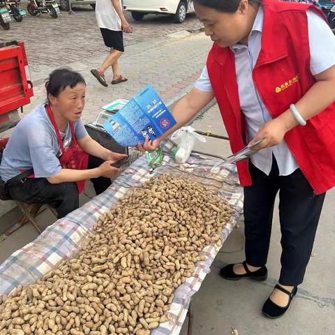 高唐农商银行开展反诈宣传，守住客户“钱袋子”