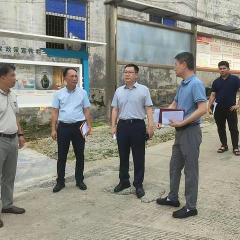 市委常委、副市长余小林莅临我院调研基层医疗卫生机构建设、发展情况