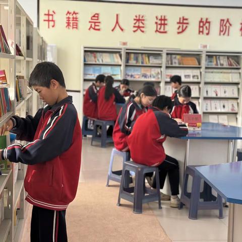 书香满校园，阅读促成长｜白阳中心小学开展读书日活动