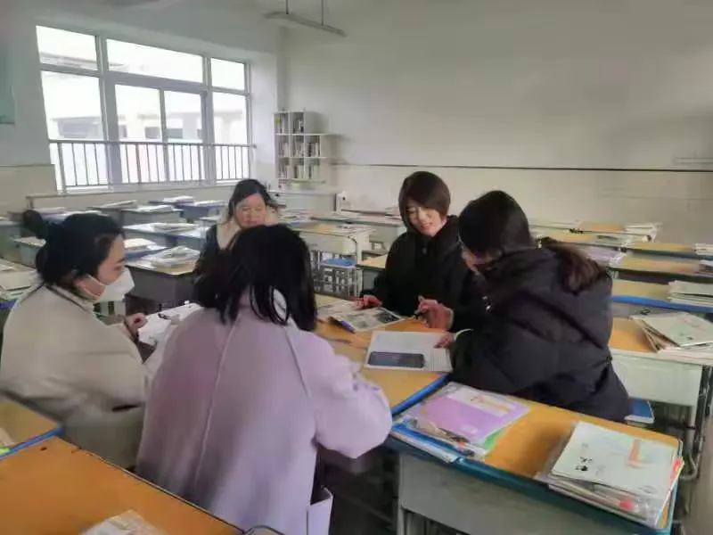 简篇-教研聚合力 备课促成长——记新学期第一次教研专题会及集体备课活动