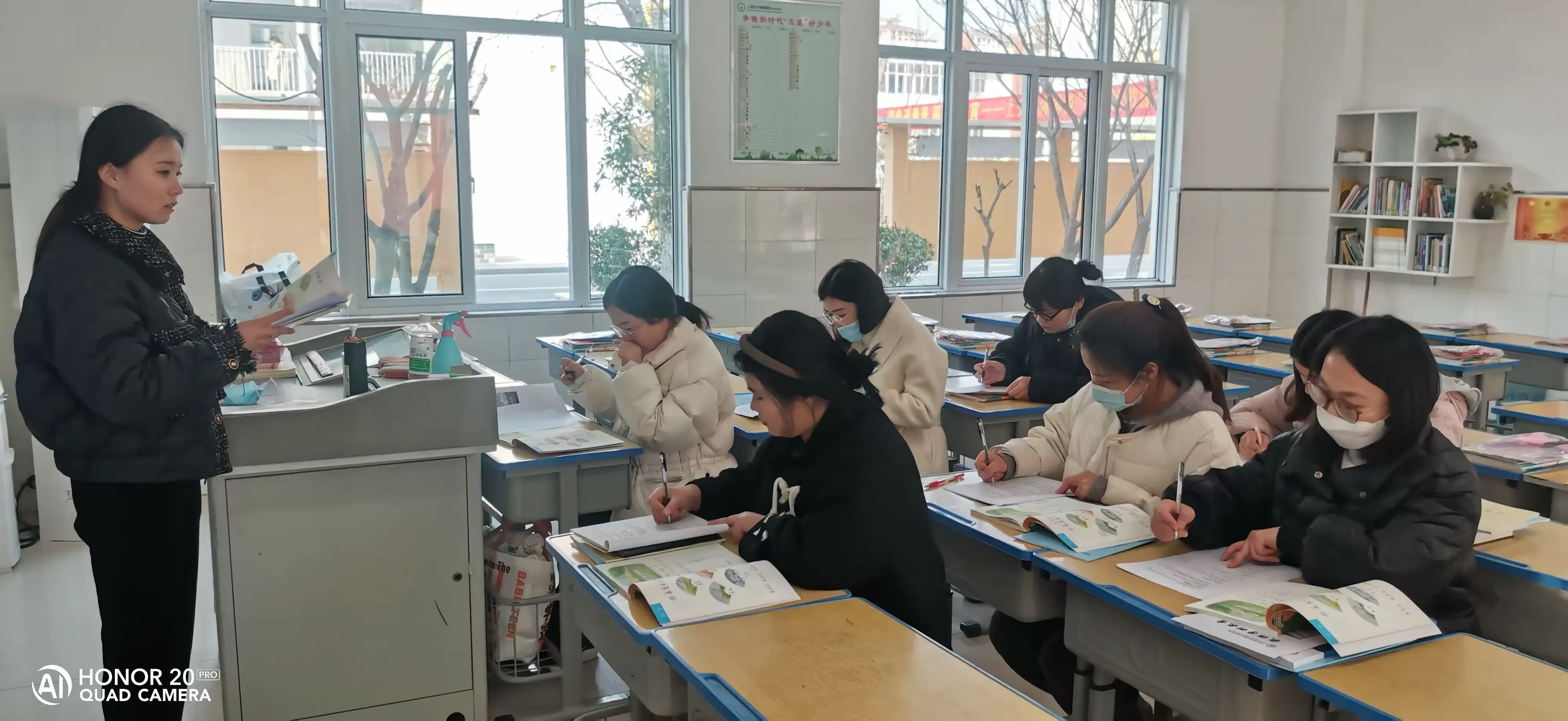 简篇-教研聚合力 备课促成长——记新学期第一次教研专题会及集体备课活动