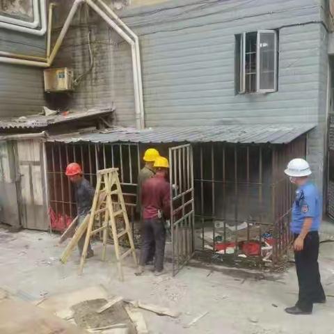 逐步治理顽疾，列西街道拆除存量违建