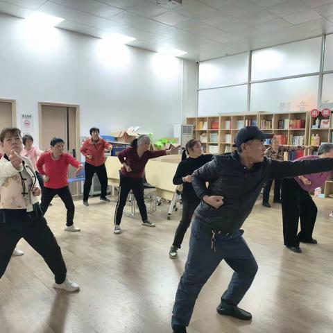 沙蚝社区成功举办“乐龄耆锻炼，健康常相见”长者八段锦小组