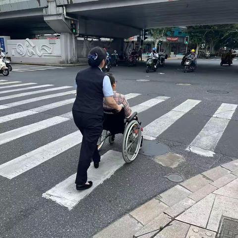 宜川支行倪经理想客户之所想、急客户之所急、办客户之所需