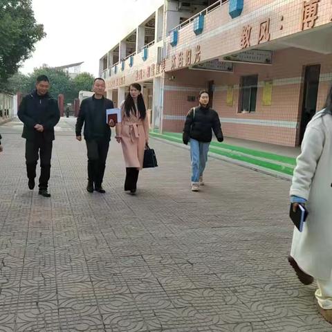 砥砺深耕，笃行致远——张小红名师工作室2024年度考核纪实