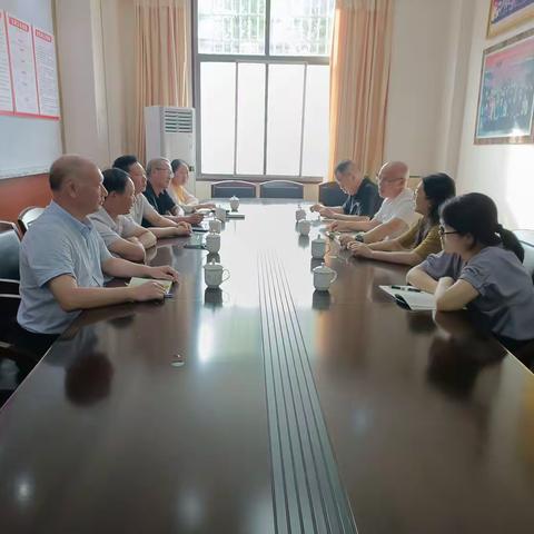 县委统战部副部长、县工商联 党组书记温集明等领导 深入琴江商会调研