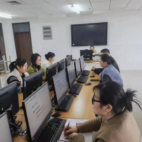 三月好春光，教研共成长