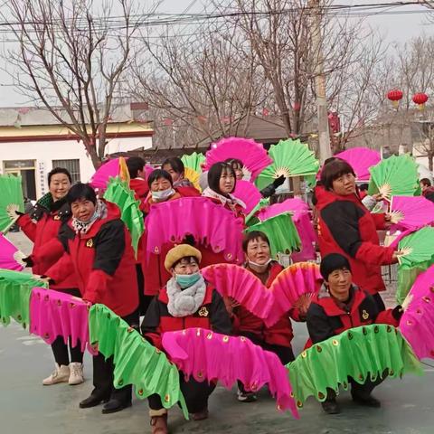 白寺镇前岗村举办“暖心团圆饭，相聚迎新年”活动