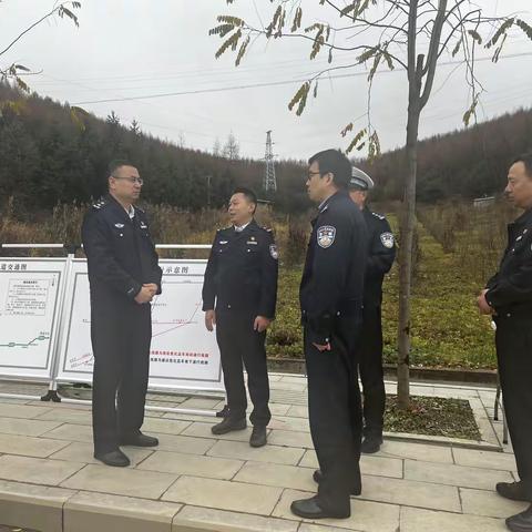 省公安厅交警总队政委郝新岐深入太白督导秋冬季道路交通安全风险隐患排查整治工作