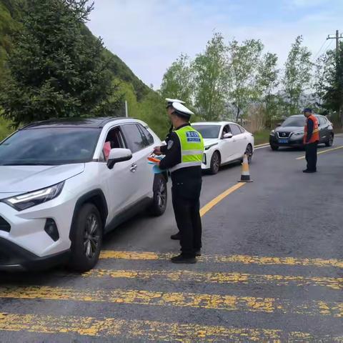 五一护航不松懈  太白公安交管多点发力筑牢安全防线