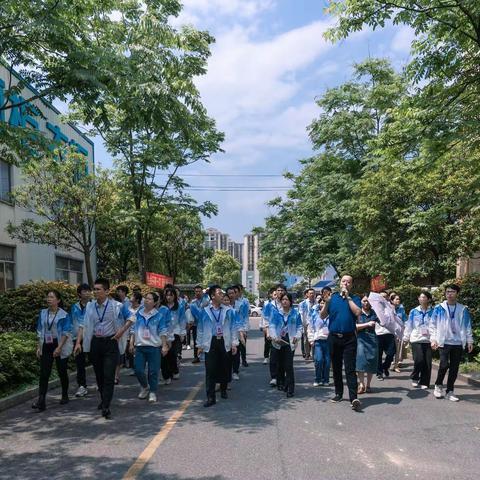 热烈祝贺丁青集训班‘磨砺闯劲 青年奋进’暨‘书记与青年面对面’座谈会在湖南嘉宝家居有限公司成功举办！