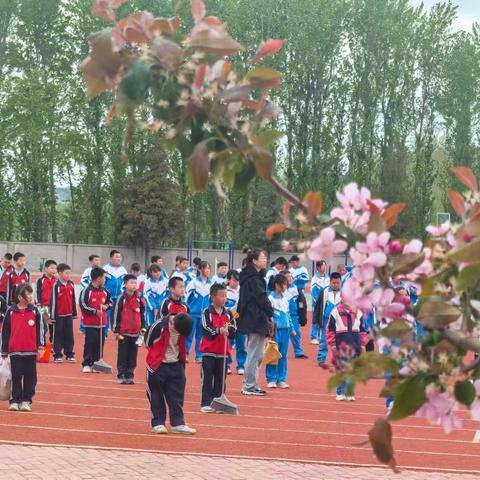 孤竹营子乡九年一贯制学校 ﻿“探秘春天 自然美育” ﻿综合实践活动