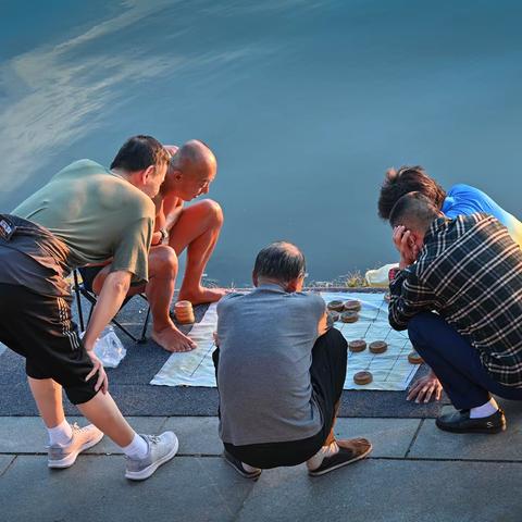 六月“初夏时光”、“欢乐童年”主题交流