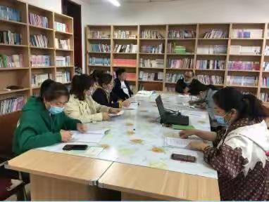 结合学科特色，打造信息化课堂