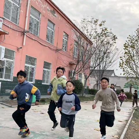 "奔跑吧，少年"活动总结——黄德镇教育总校成员校蒋村小学