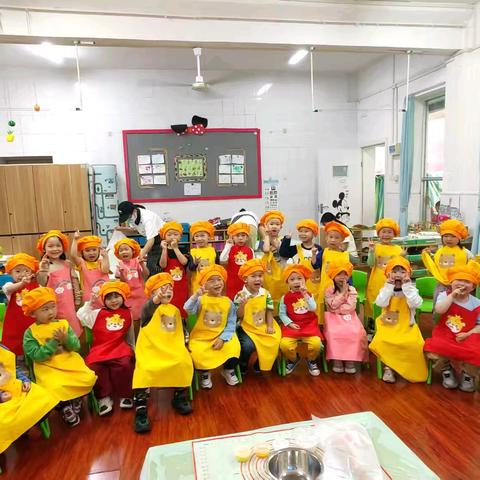 小六班食育故事《紫荆花🌸饼干》