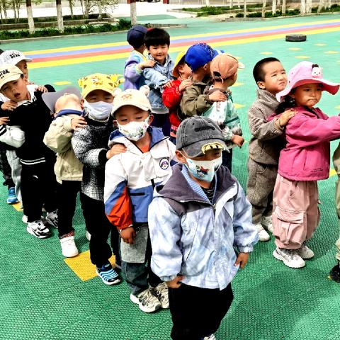 前面是“你” 后面是“他”