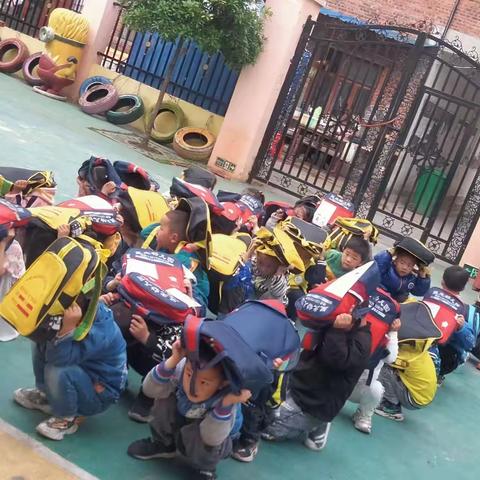 星光幼儿园——防震演练、应急演练始于心💓防患未然始于行